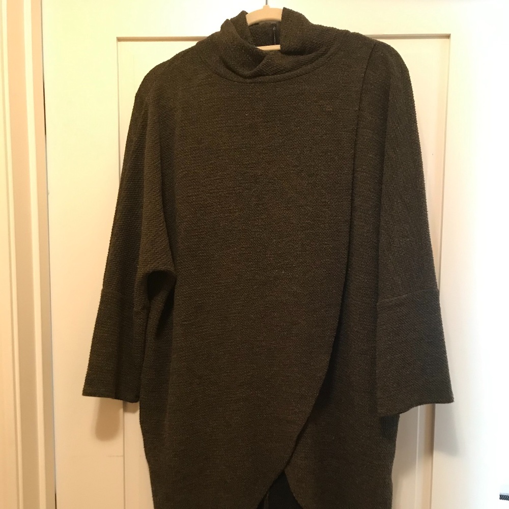 Joseph Ribkoff Tunic Sz. 10